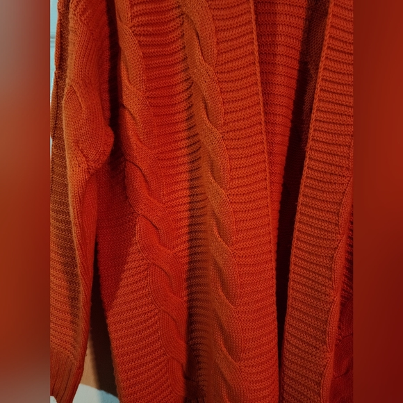 Orange cardigan - Picture 2 of 4